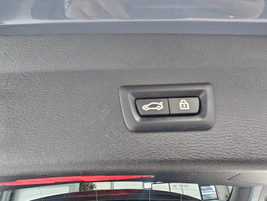 2021 BMW X1 - image 7