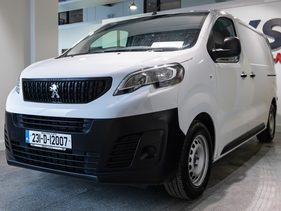 2023 Peugeot Expert - image 3