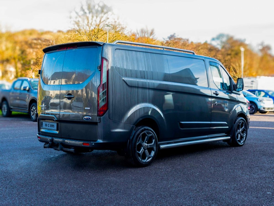 2019 Ford Transit Custom 300 LWB LIMITED. UPGRADED ALLOYS, SIDE BARS, UPGRADED FRONT GRILL AND SPLITTER. LOOKS THE PART. €23,950
