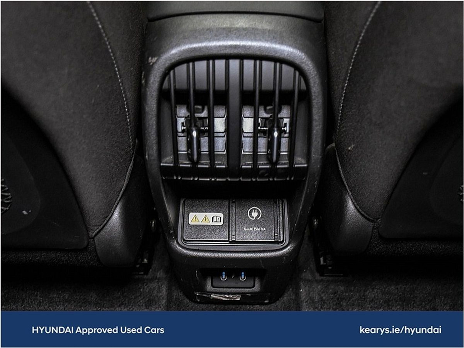 2024 Hyundai Kona EV Advance 218 Electric 65.4 kWh Auto €33,490