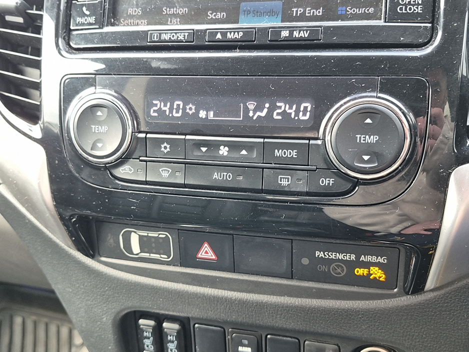 2017 Mitsubishi L200 - image 30