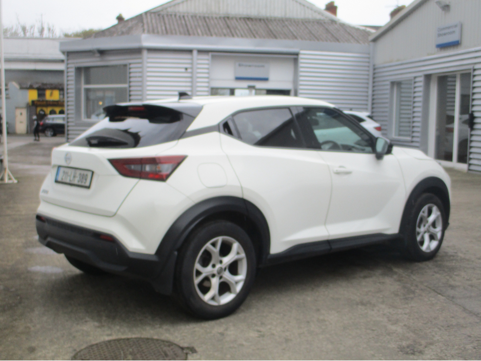 2021 Nissan Juke - image 8