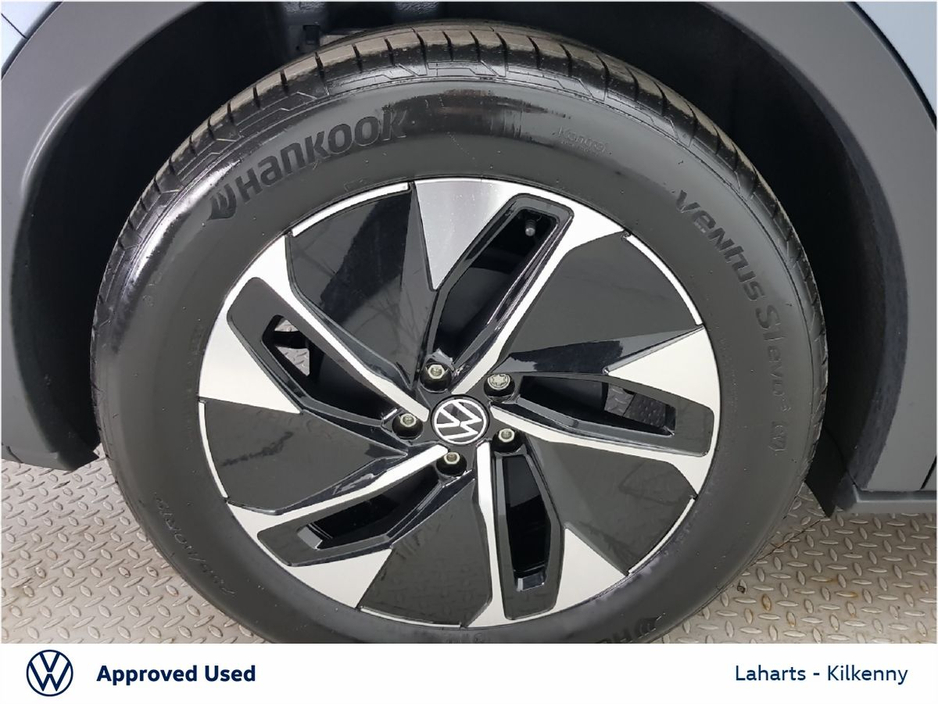 2023 Volkswagen ID.4 - image 9