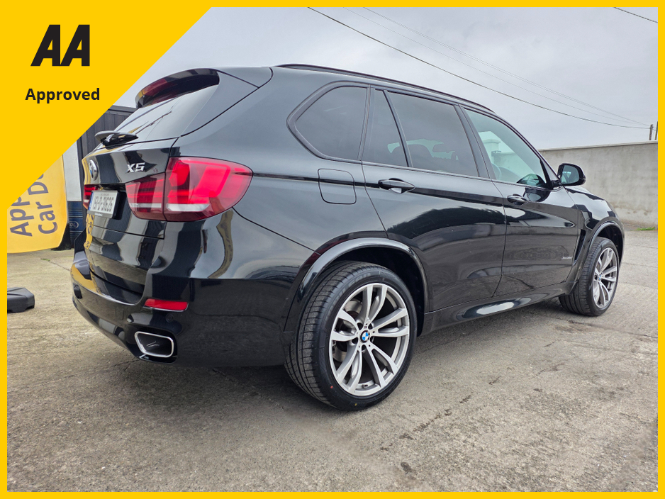 2015 BMW X5 - image 9