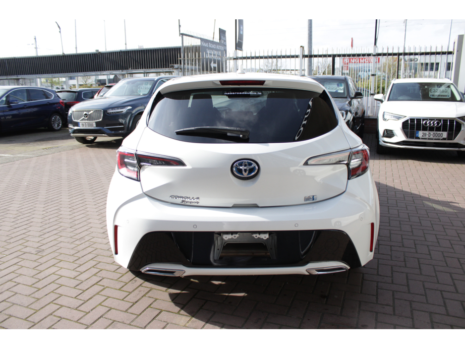 2018 Toyota Corolla - image 5