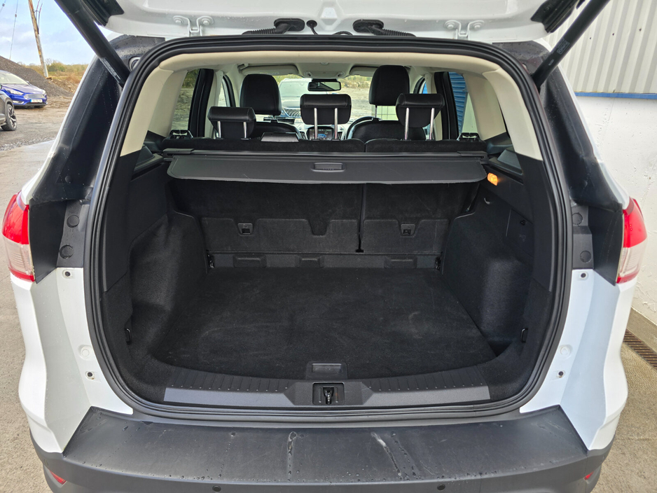 2016 Ford Kuga 2.0TDCI 120PS Titanium €10,950