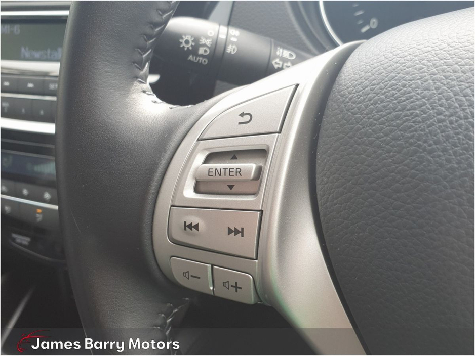 2015 Nissan Qashqai - image 19