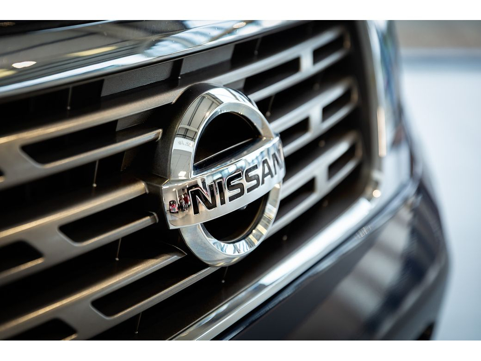 2021 Nissan Navara - image 12