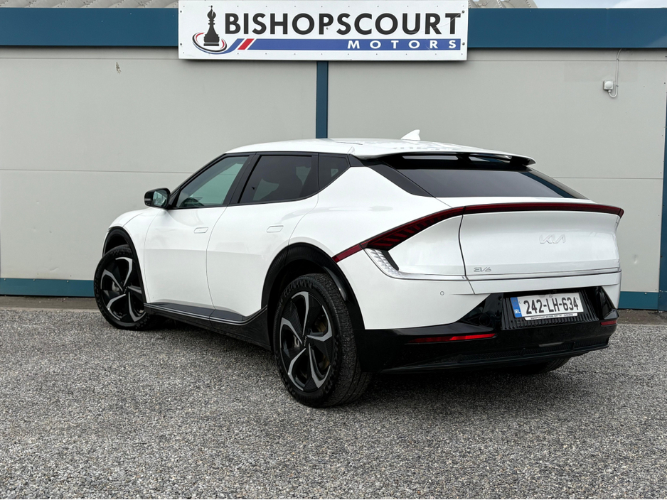 2024 Kia EV6 - image 10