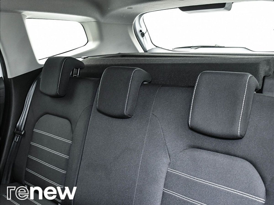 2021 Dacia Duster - image 20