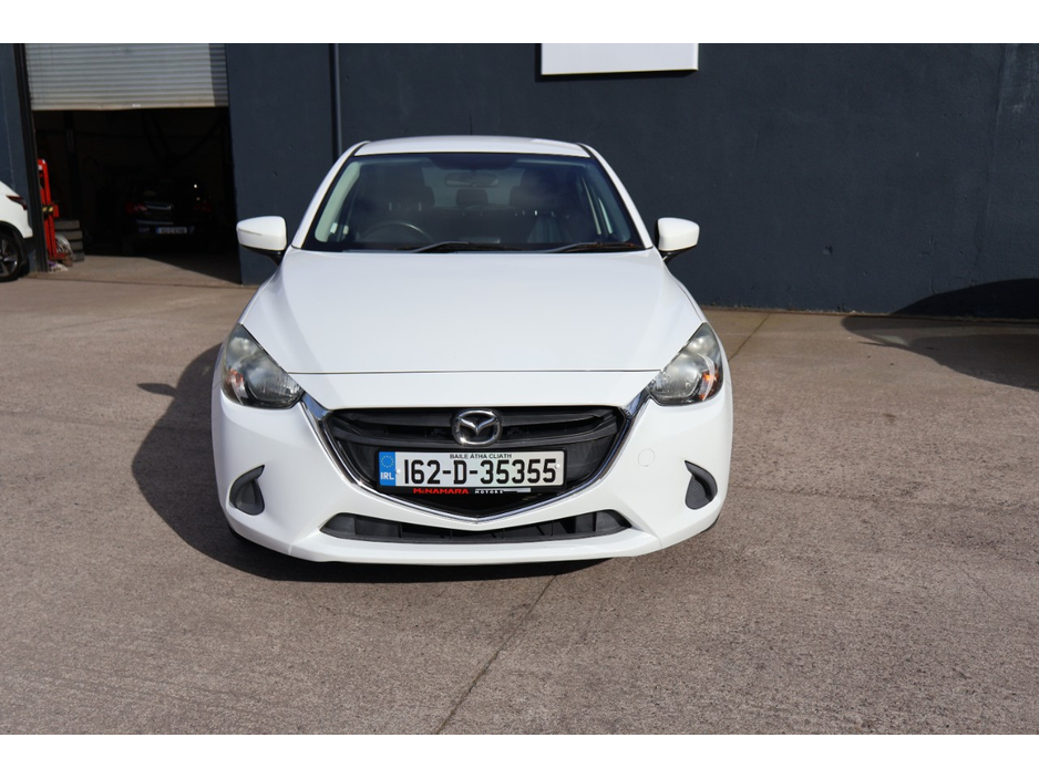 2016 Mazda Demio - image 4