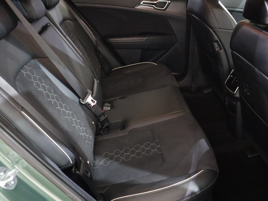 2023 Kia Sportage - image 26