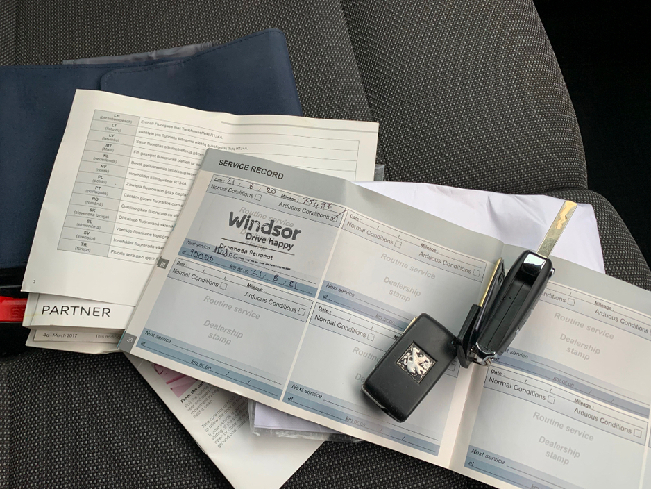 2017 Peugeot Partner 1.6 HDI 75BHP PROFESSIONAL 3 SEATER // PRICE EXCL. VAT // ONE OWNER // EXCELLENT SERVICE HISTORY // €6,463