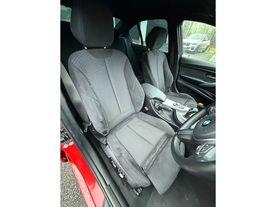 2014 BMW 3 Series  €19,995