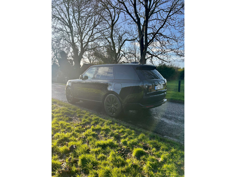 2024 Land Rover Range Rover Sport - image 12
