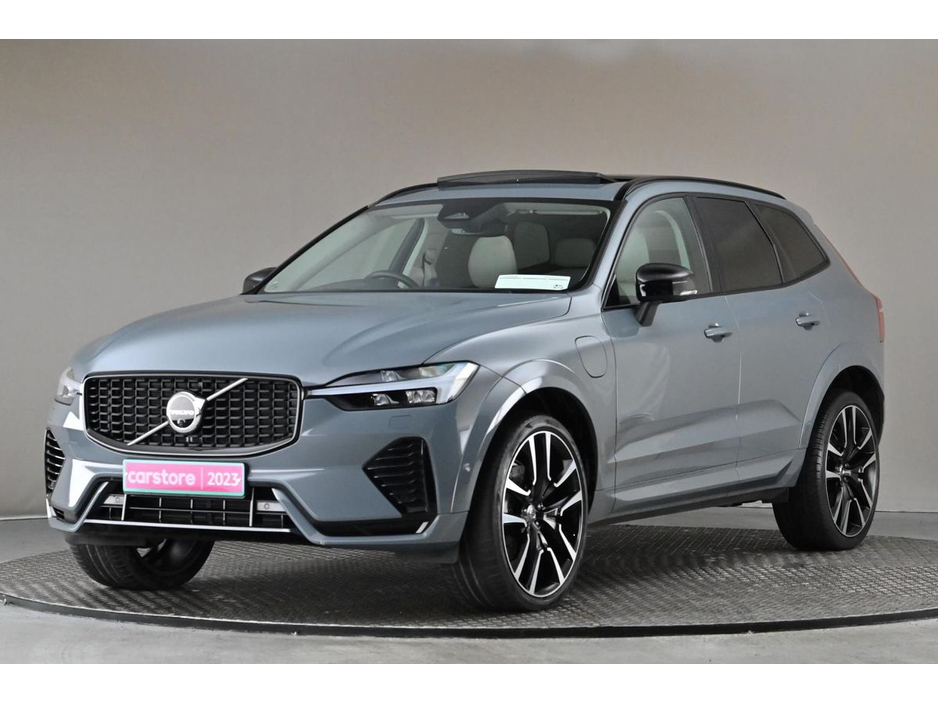 2023 Volvo XC60 - image 3