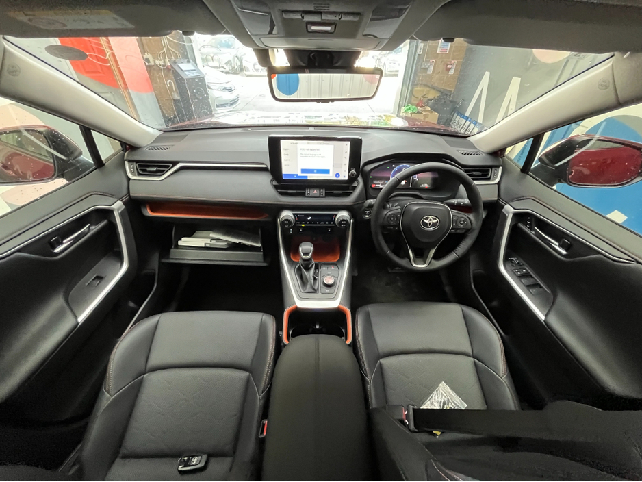 2025 Toyota Rav4 - image 19