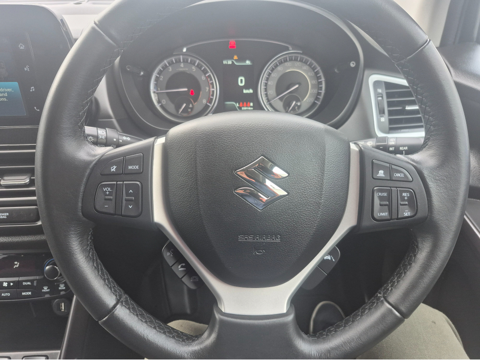 2024 Suzuki SX4 S-Cross - image 12