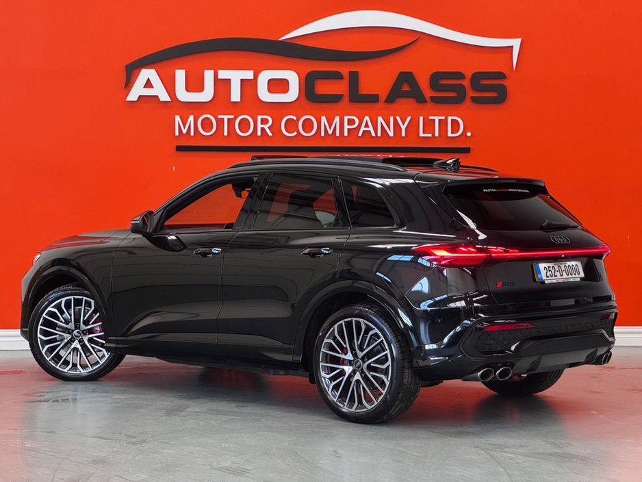 2025 Audi Q5 - image 10