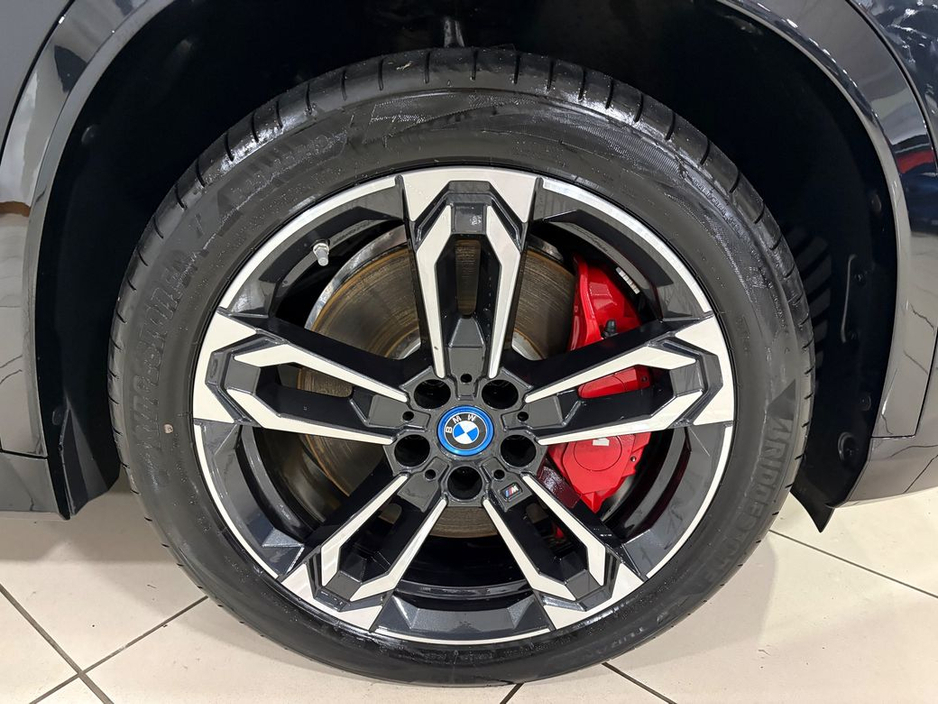 2025 BMW X1 25e M-SPORT PRO X-DRIVE=FULL LEATHER//ONLY 11000 MILES//AS NEW=BMW WARRANTY UNTIL 06/2028=TAILORED FINANCE PACKAGES AVAILABLE=TRADE IN'S WELCOME €52,995