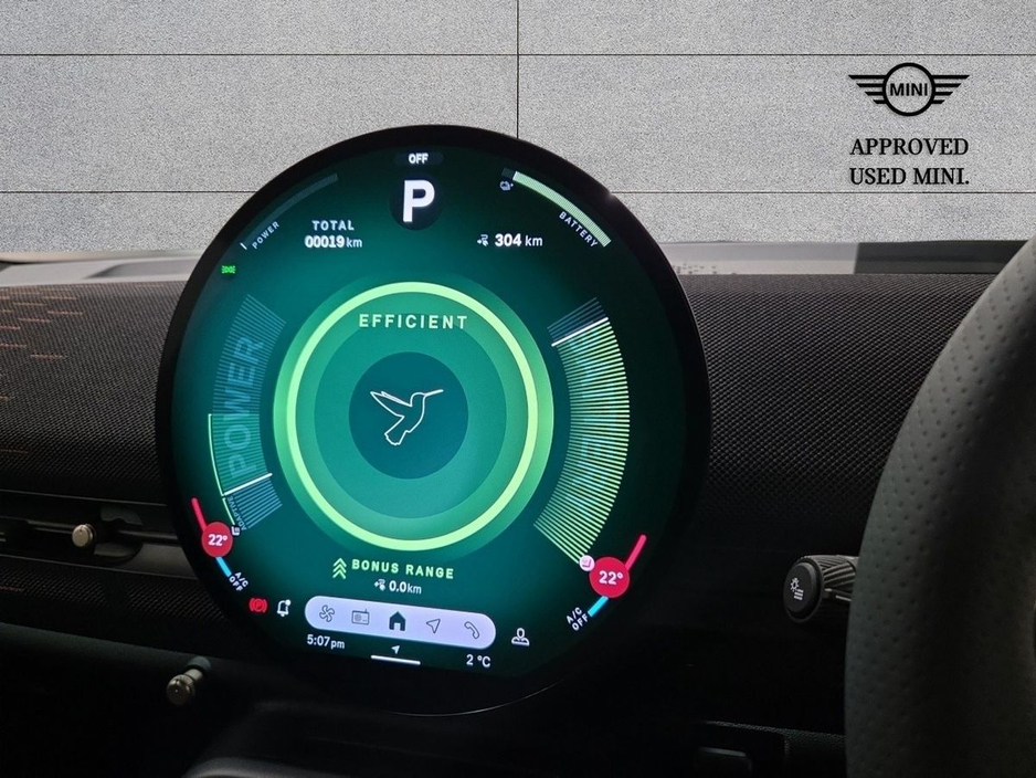 2026 MINI Aceman - image 28