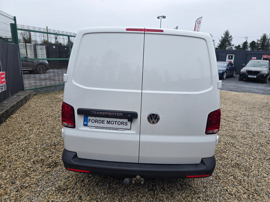 2021 Volkswagen Transporter  €15,000