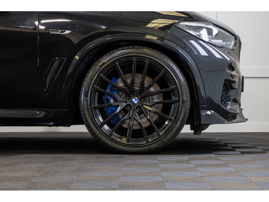 2022 BMW X5 xDrive45e M Sport €62,950