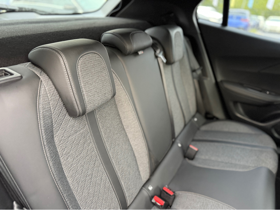 2024 Peugeot 2008 ALLURE - ELECTRIC - AUTO - 12M WARRANTY - CAR: 1601