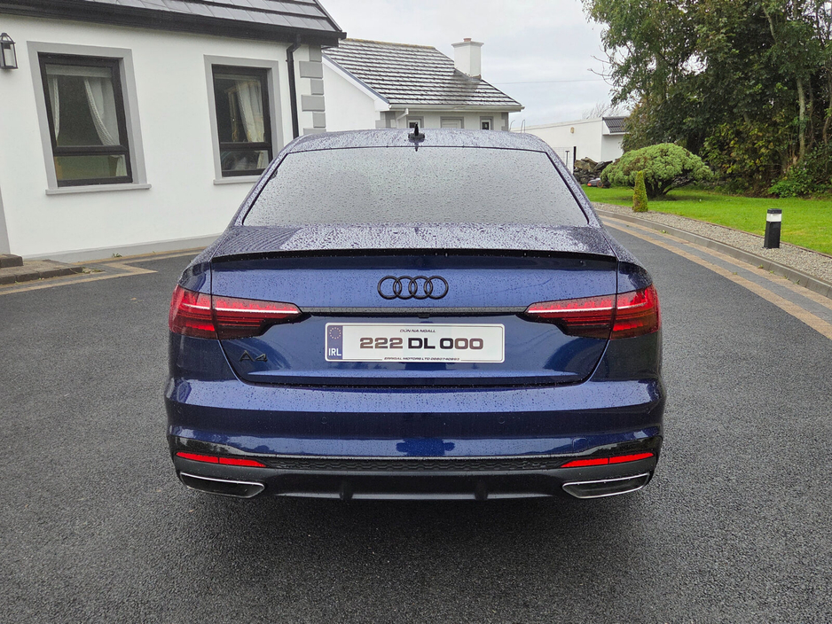 2022 Audi A4 - image 8