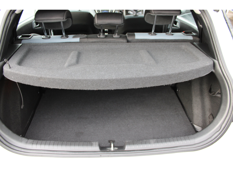 2017 Hyundai i20 - image 13