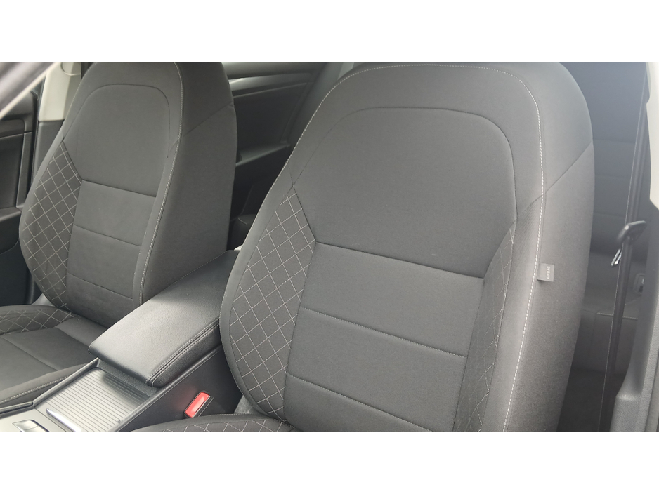 2020 Skoda Superb - image 15