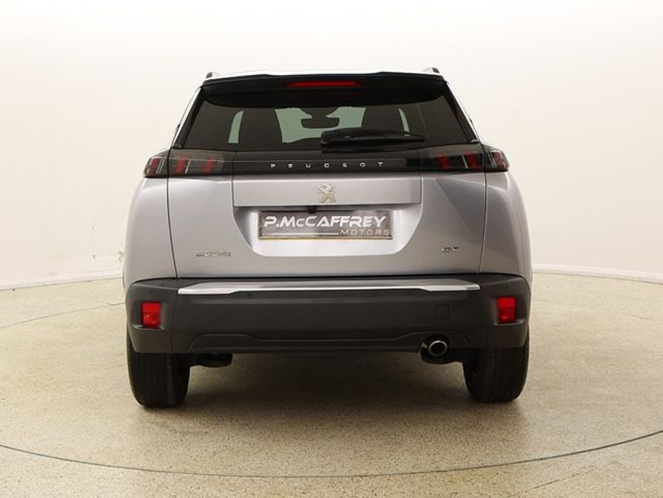 2021 Peugeot 2008 - image 6