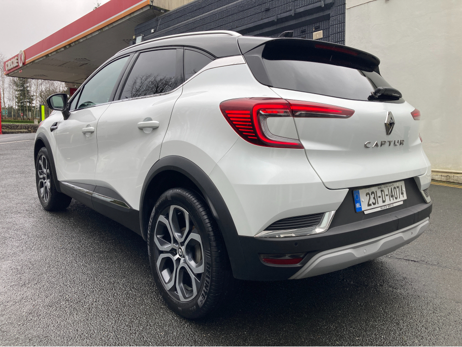 2023 Renault Captur TECHNO TCE 90 MY23 5DR €18,995