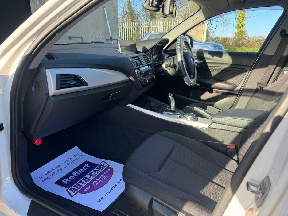 2016 BMW 1 Series - image 10