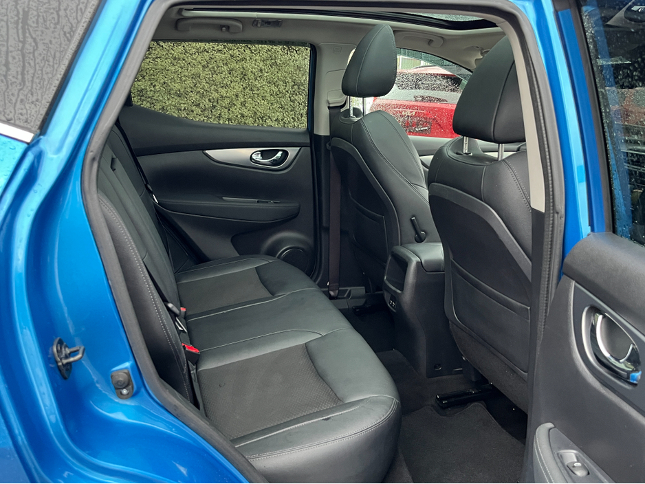 2020 Nissan Qashqai DIG-T TEKNA 1.3 PETROL //MASSIVE SPEC//PANORAMIC GLASS ROOF//SAT NAV//BOSE SOUND SYSTEM//HALF LEATHER HEATED SEATS//ADAPTIVE CRUISE CONTROL// €19,950
