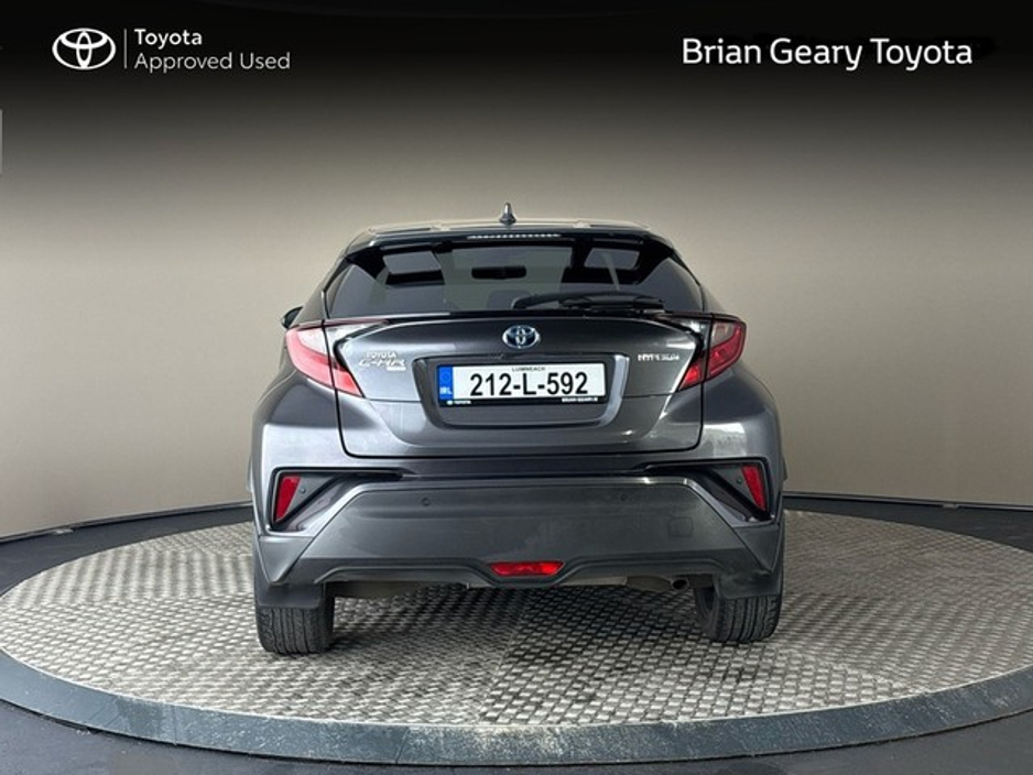 2021 Toyota C-HR - image 4