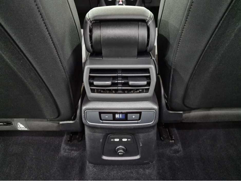 2024 Audi Q4 e-tron 45 S LINE (TECH PACK / 82KWH BATTERY) 282BHP AUTOMATIC **ONE OWNER / APPLE CARPLAY / ADAPTIVE CRUISE CONTROL / FULL LEATHER / SONOS PREMIUM SOUND / SAT NAV / REVERSE CAMERA / WIRELESS PHONE CHARGING** €43,900