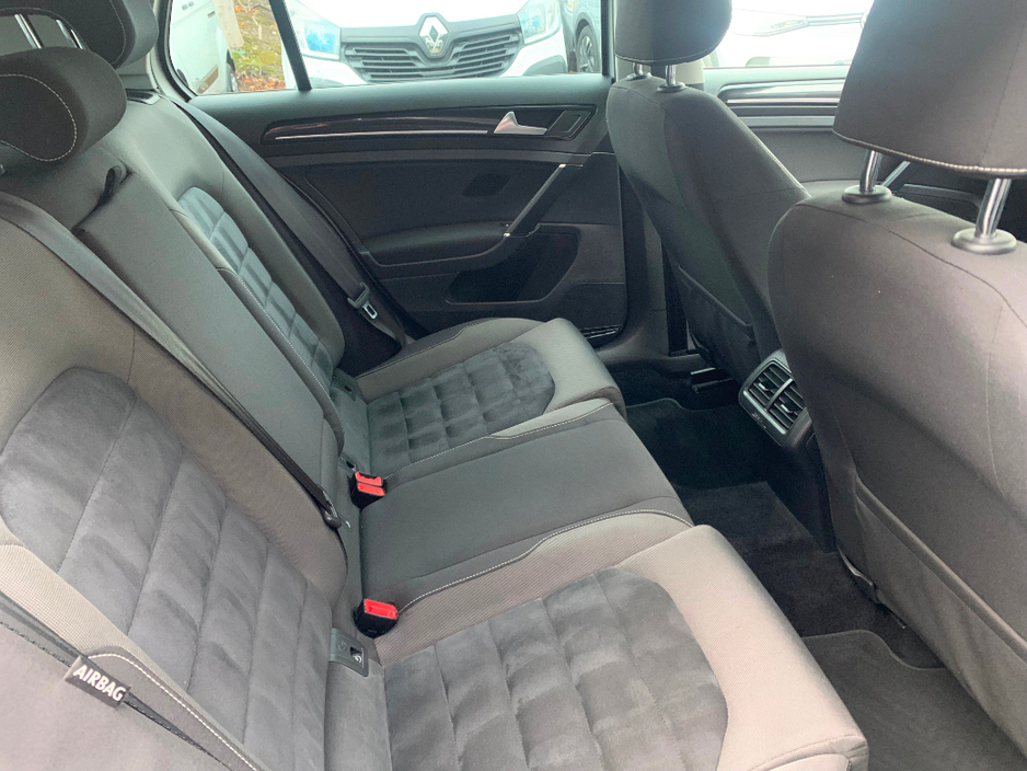 2014 Volkswagen Golf 1.4 TSI 150 BHP HIGHLINE DSG 5DR // LOW MILEAGE // GREAT CONDITION // REVERSE CAMERA, CRUISE AND PRIVACY GLASS // €10,950