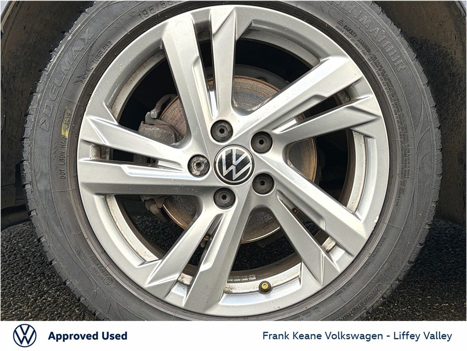 2023 Volkswagen Polo - image 8