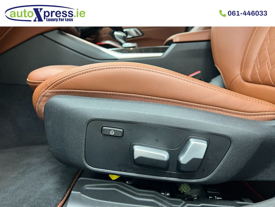 2021 BMW 3 Series - image 22