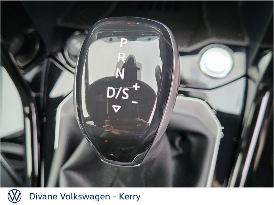 2025 Volkswagen T-Roc AUTO R-LINE 75 1.5 TSI PETROL 150 BHP €39,950