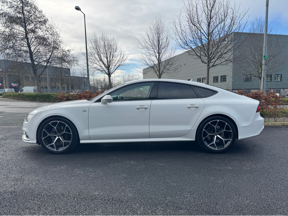 2017 Audi A7 - image 2