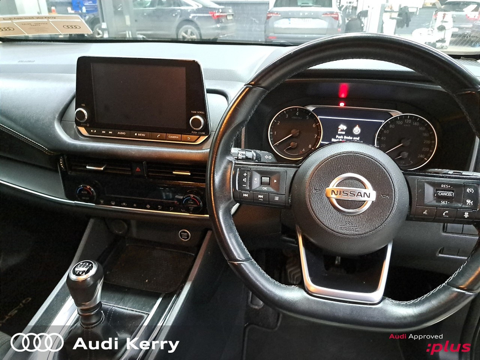 2022 Nissan Qashqai - image 24