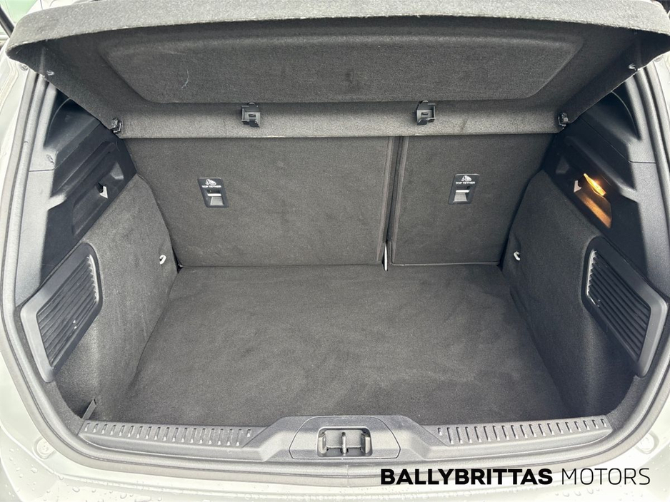 2025 Ford Focus - image 10