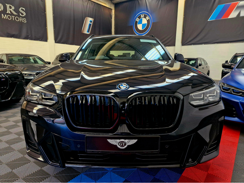 2023 BMW iX3 - image 4