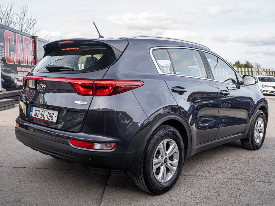 2016 Kia Sportage - image 10