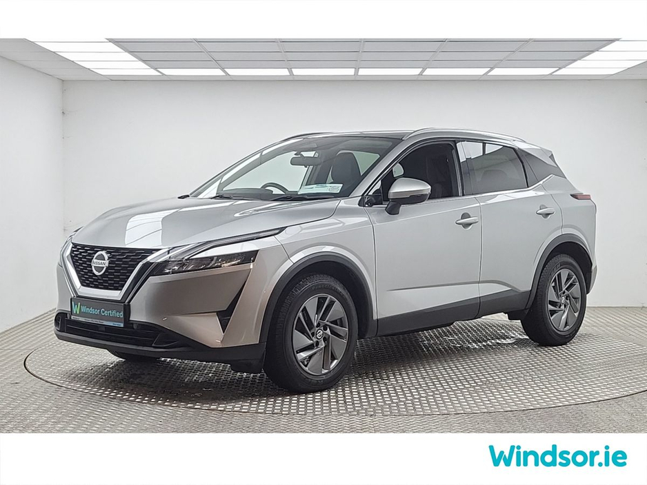 2022 Nissan Qashqai 1.3 PET MILD HYBRID SV + Glass Roof Rail Pack €25,995