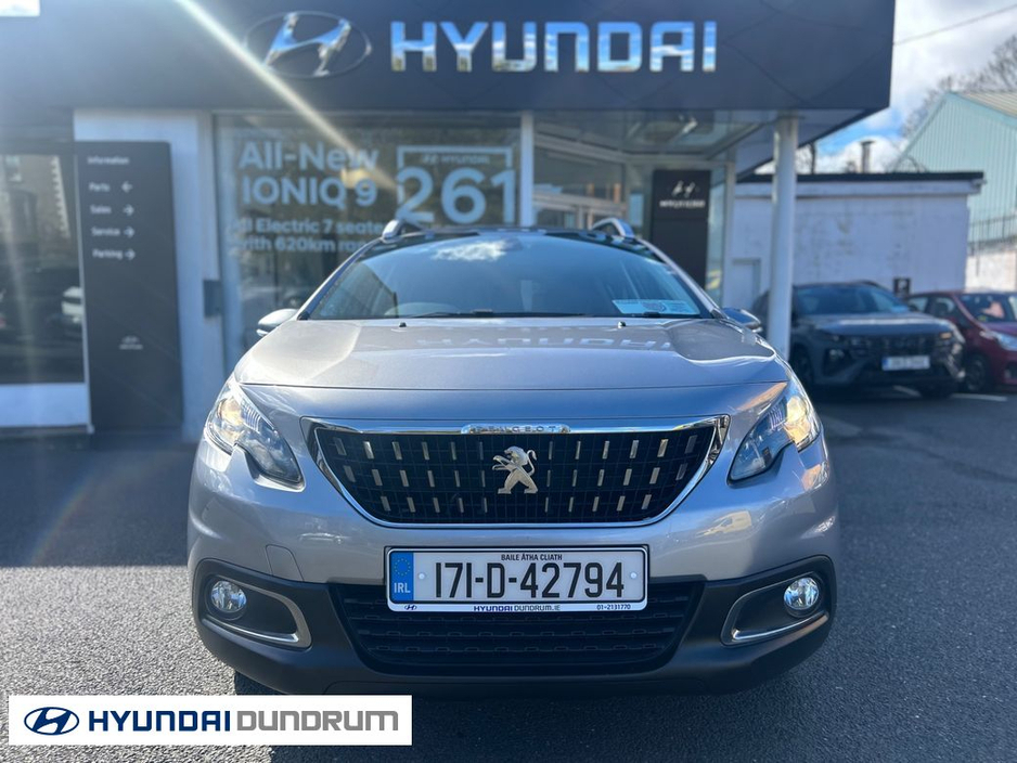 2017 Peugeot 2008 - image 2