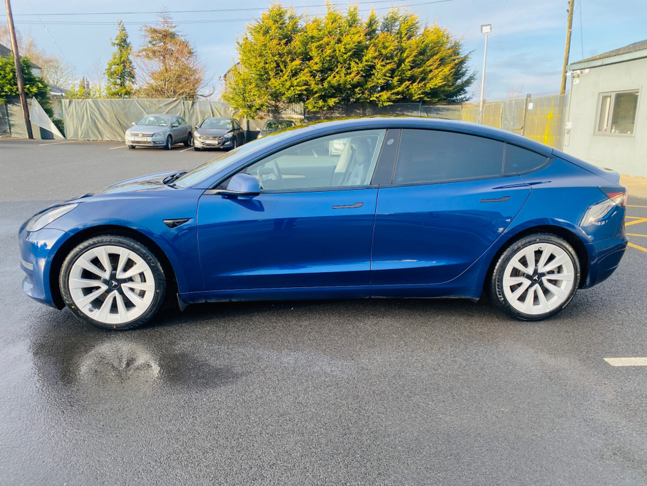 2021 Tesla Model 3 - image 10