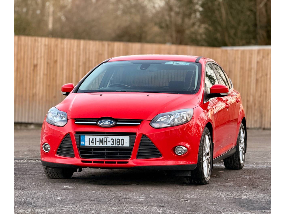 2014 Ford Focus - image 2